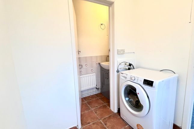 224, Queens Drive, Swindon photo 5