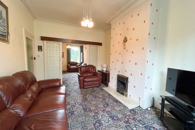 117 Parrin Lane, Manchester photo 4