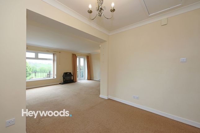 44a The Bridle Path, Crewe photo 3