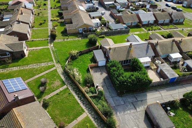 53, St. Johns Drive, Pevensey photo 2