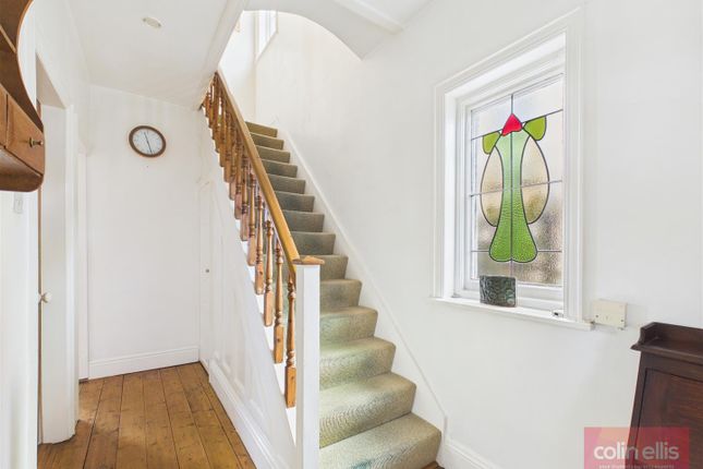 18, Prospect Mount Road, Scarborough photo 2