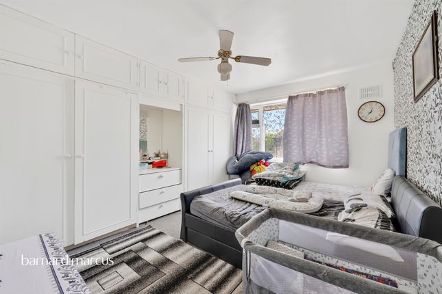 2, Rushey Close, New Malden photo 4