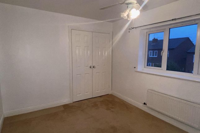4a, Scrooby Close, DONCASTER photo 4