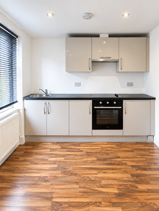 Flat 7,, 276c St James Road, London photo 4