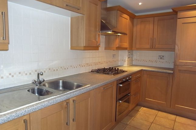 7, Cranbourne Towers, Berkshire photo 3
