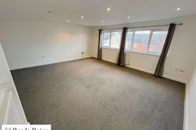 2, Shoredale Close, Newcastle photo 2