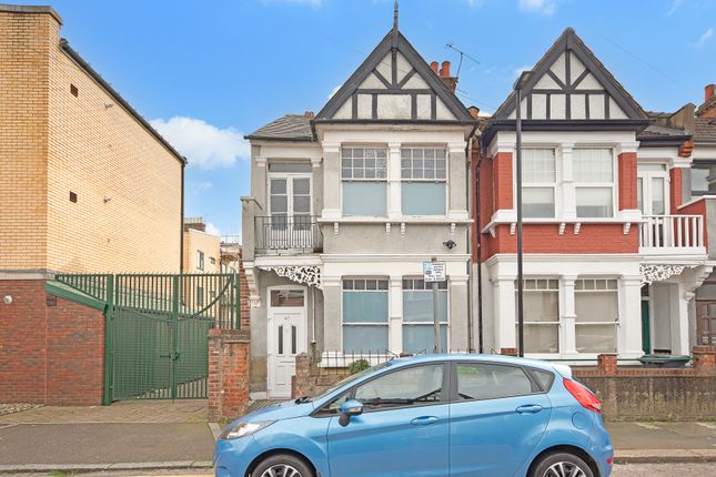End terrace house for sale in St. Margarets Avenue, London