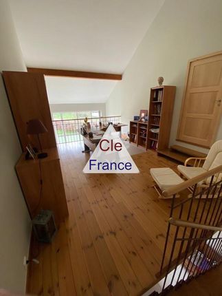 Farmhouse for sale in Puttelange-Les-Thionville, Lorraine, 57570, France