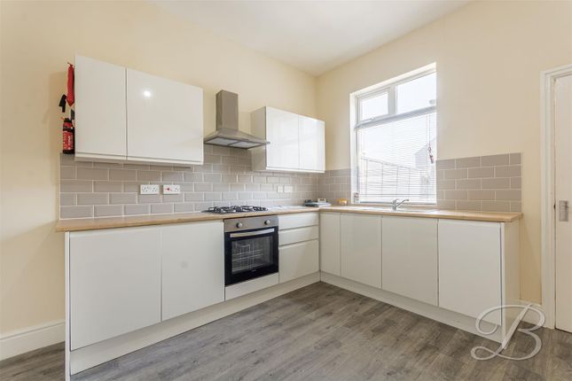 37, Silk Street, Sutton-In-Ashfield photo 4