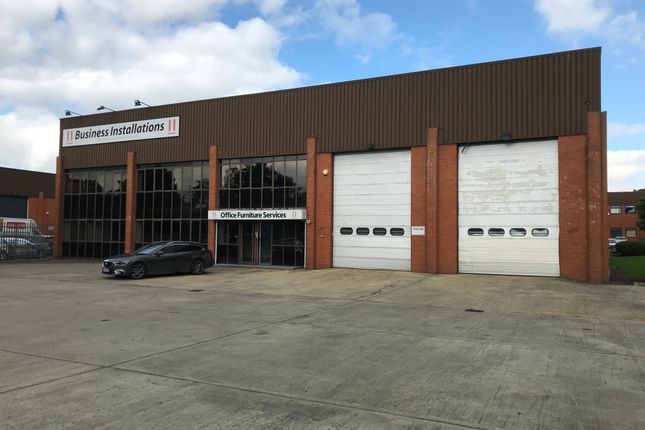 Thumbnail Warehouse to let in Euro Way Industrial Estate, Swindon
