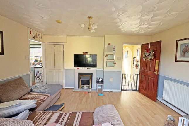 2, St. Matthews Close, Skegness photo 4
