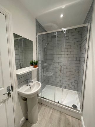 Room 9 3 - 5 Prebend Street, Bedford, Bedford photo 4