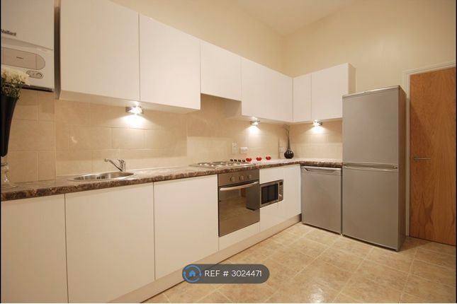 Flat, Christchurch Avenue, London photo 5