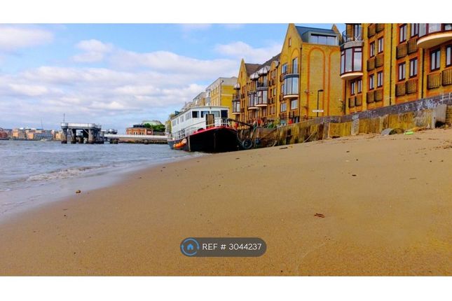 Dunregan Houseboat, Rotherhithe Street London, London photo 5