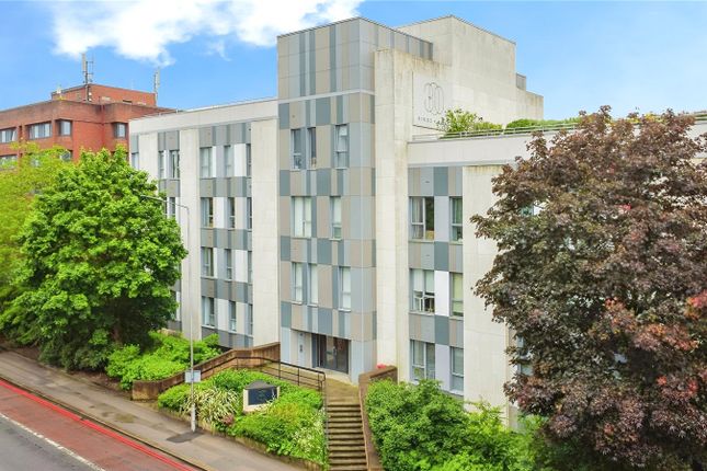Thumbnail Flat for sale in Kings Road, Reading