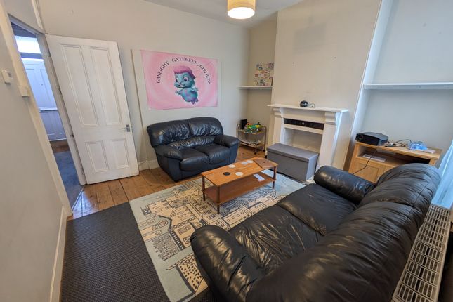 39, Mount Pleasant Road, Exeter photo 3