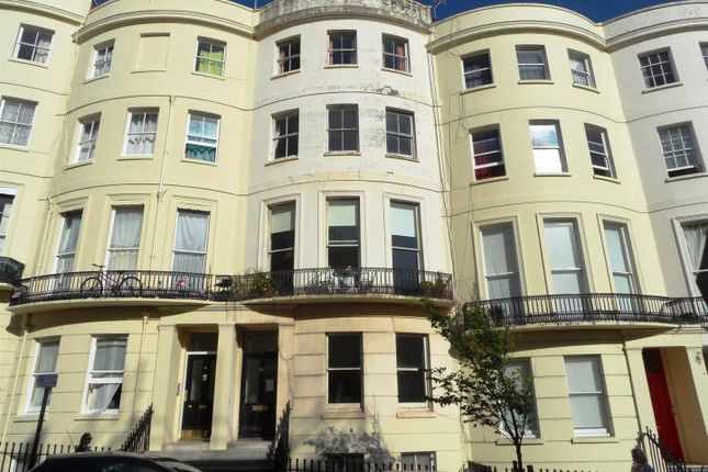 Flat to rent in Brunswick Place, Hove