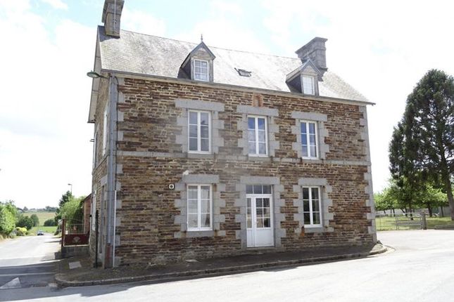 Thumbnail Detached house for sale in Saint-Hilaire-Du-Harcouet, Basse-Normandie, 50600, France