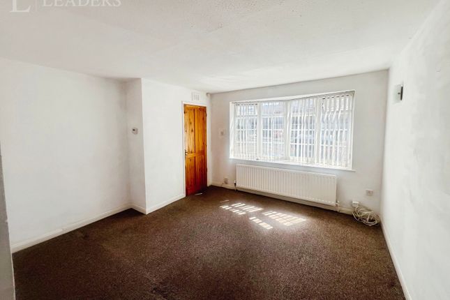 11, Underhill Close, Derbyshire photo 2