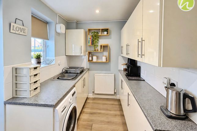 54 Monks Haven, Stanford-Le-Hope photo 2