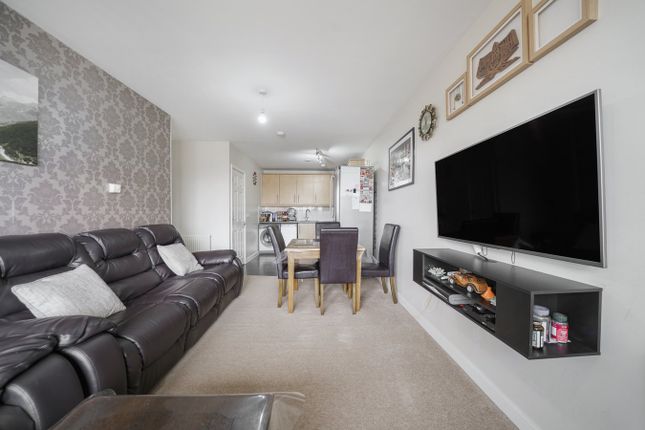 Woodall Court, 7 Whitestone Way, Croydon photo 2