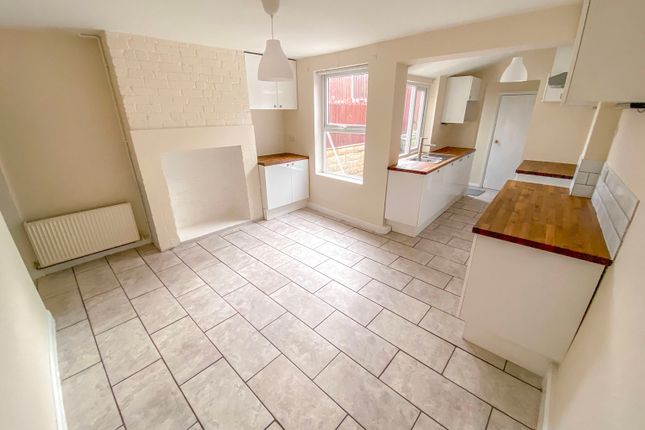 62, Mansfield Road, Skegby photo 3