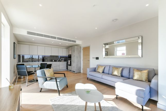 Thumbnail Flat to rent in Ebury Place, Sutherland Street, Pimlico
