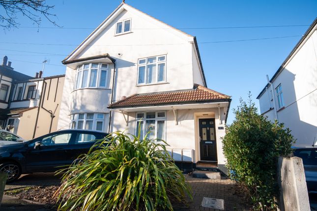 Thumbnail Flat to rent in Tankerville Drive, Leigh-On-Sea