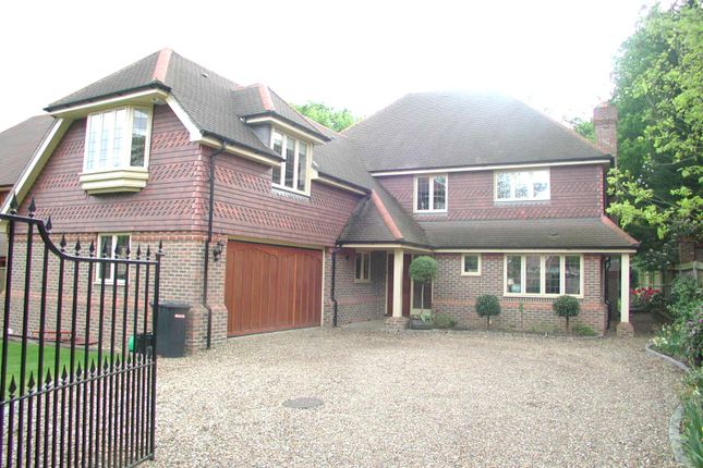 Thumbnail Detached house to rent in St. Leonards Hill, Windsor, Berkshire