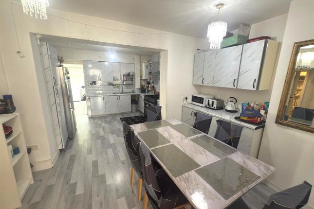 5, Morley Avenue, Manchester photo 3