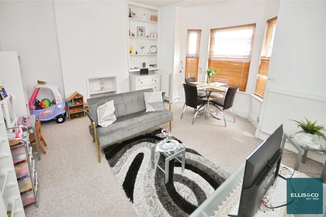 First Floor Flat, 24, Lansdowne Road, Finchley photo 3