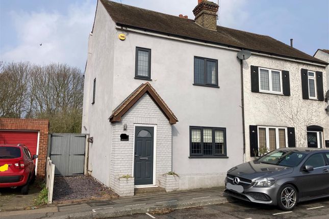 Thumbnail Semi-detached house to rent in Abbs Cross Lane, Hornchurch