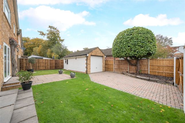 2, Owen Road, Surrey photo 2