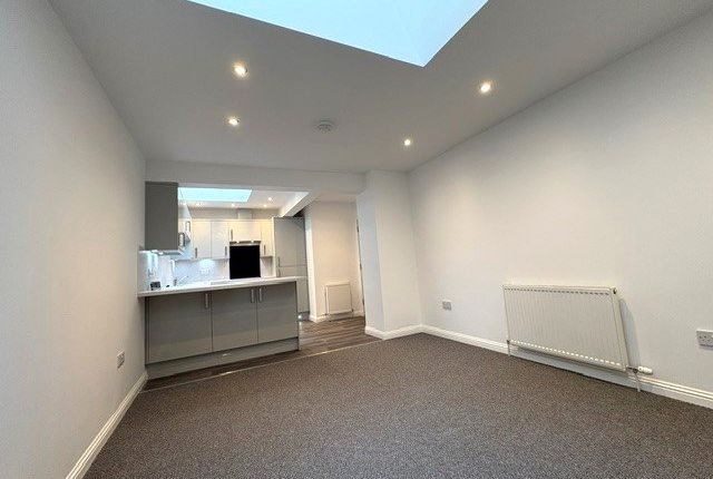 33d Commerce Street, Angus photo 3