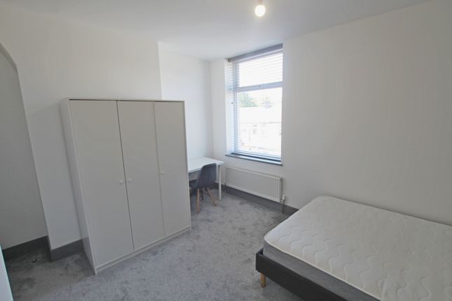 ROOM 4, 41, Stevenson Street East, Accrington photo 3