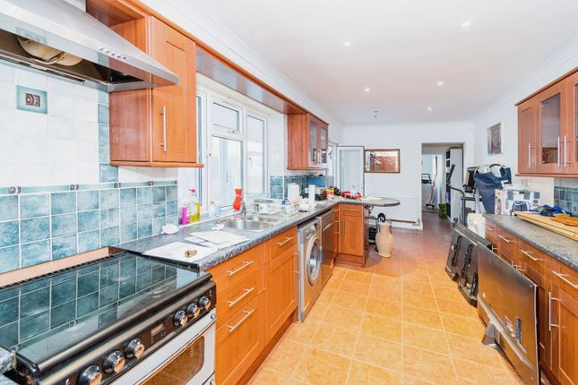 Detached house for sale in Avenue Road, Southampton