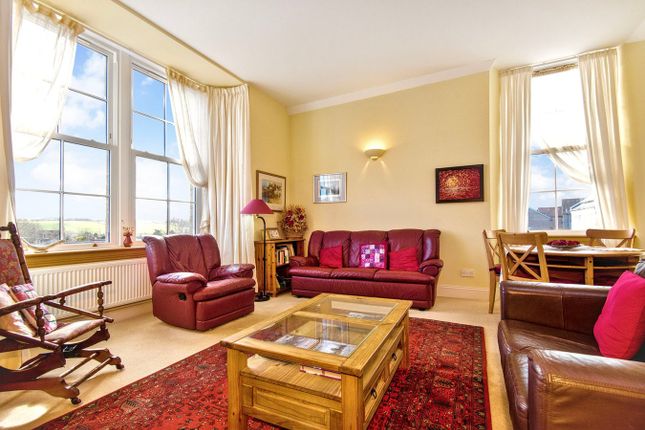 3 Sutherland House, Wemysshall Road, Cupar photo 3