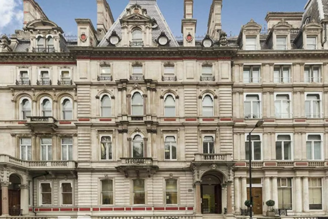 Office to let in Grosvenor Gardens, London