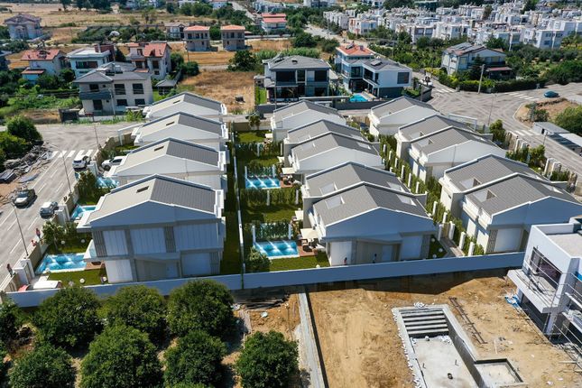 Villa for sale in Side, Mediterranean, Turkey