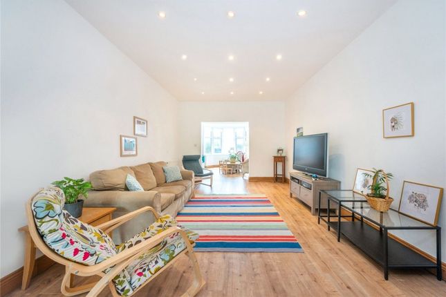 Thumbnail Semi-detached house to rent in Temple Gardens, London