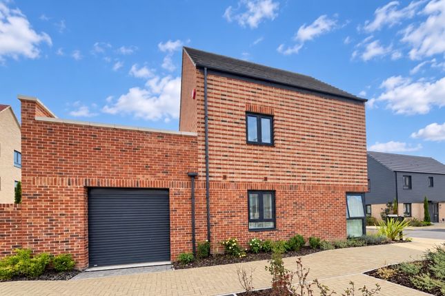 1, Babraham Crescent, Cambridge photo 2