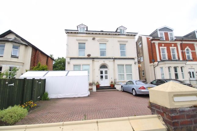 Thumbnail Flat to rent in Knowsley Road, Southport