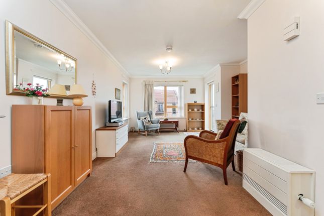 27, Abbeyfield, Girton photo 4