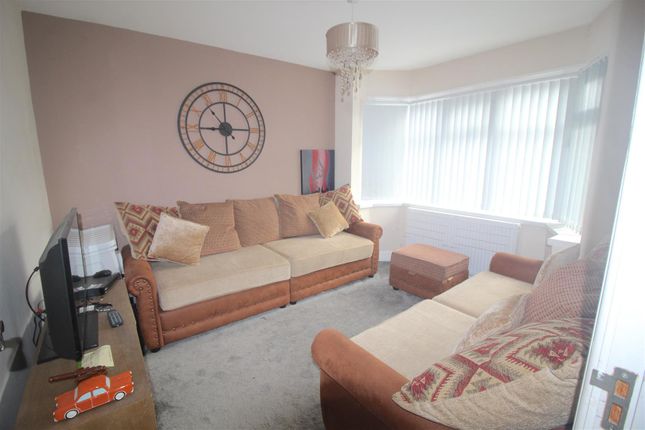 98, Charlbury Crescent, Birmingham photo 4