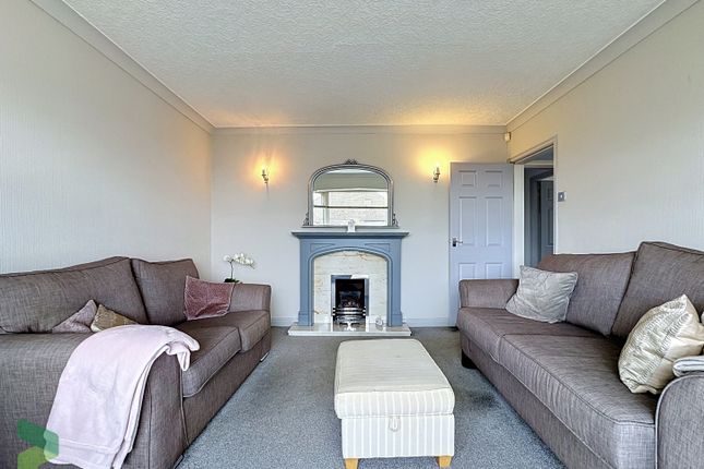 46, Waverley Road, Blackburn photo 3