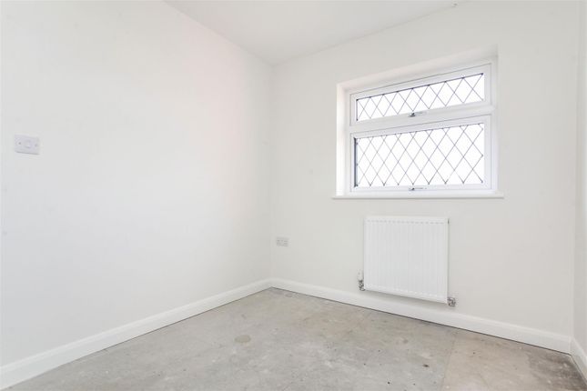 Property for sale in Tresillian Road, Exhall, Coventry