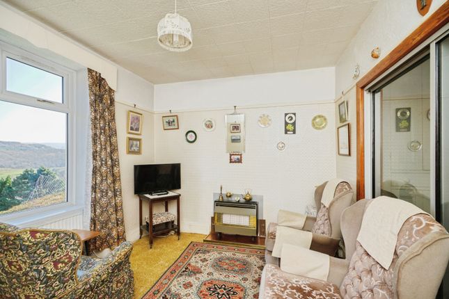 12, Bryn Bowydd, Gwynedd photo 2