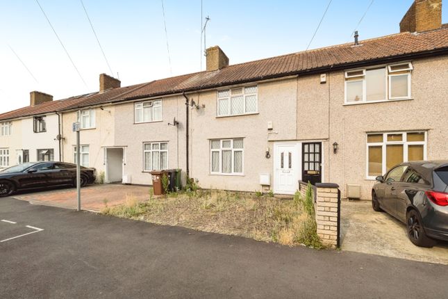 Thumbnail Terraced house for sale in Croppath Road, Dagenham