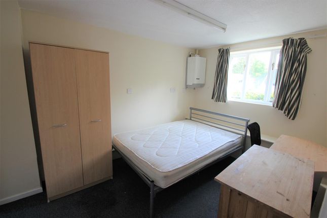 Ablett Close, Oxford photo 4