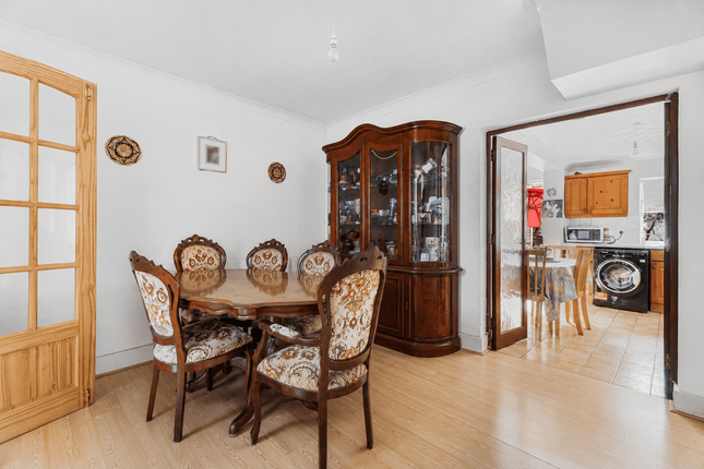 6, Eldon Road, LONDON photo 4